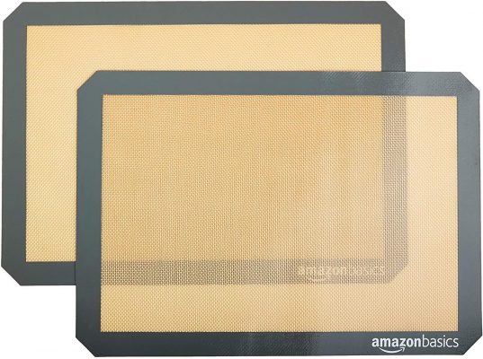 AmazonBasics Silicone Baking Mat